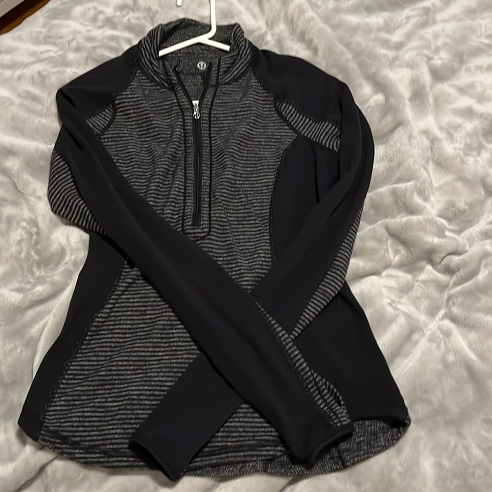 Lululemon active - Picture 1 of 4
